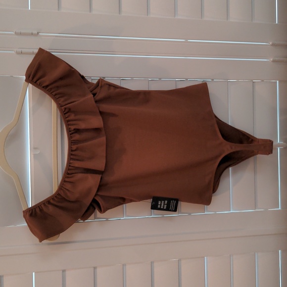 Express Ribbed Ruffled Off the Shoulder Bodysuit - Picture 2 of 8